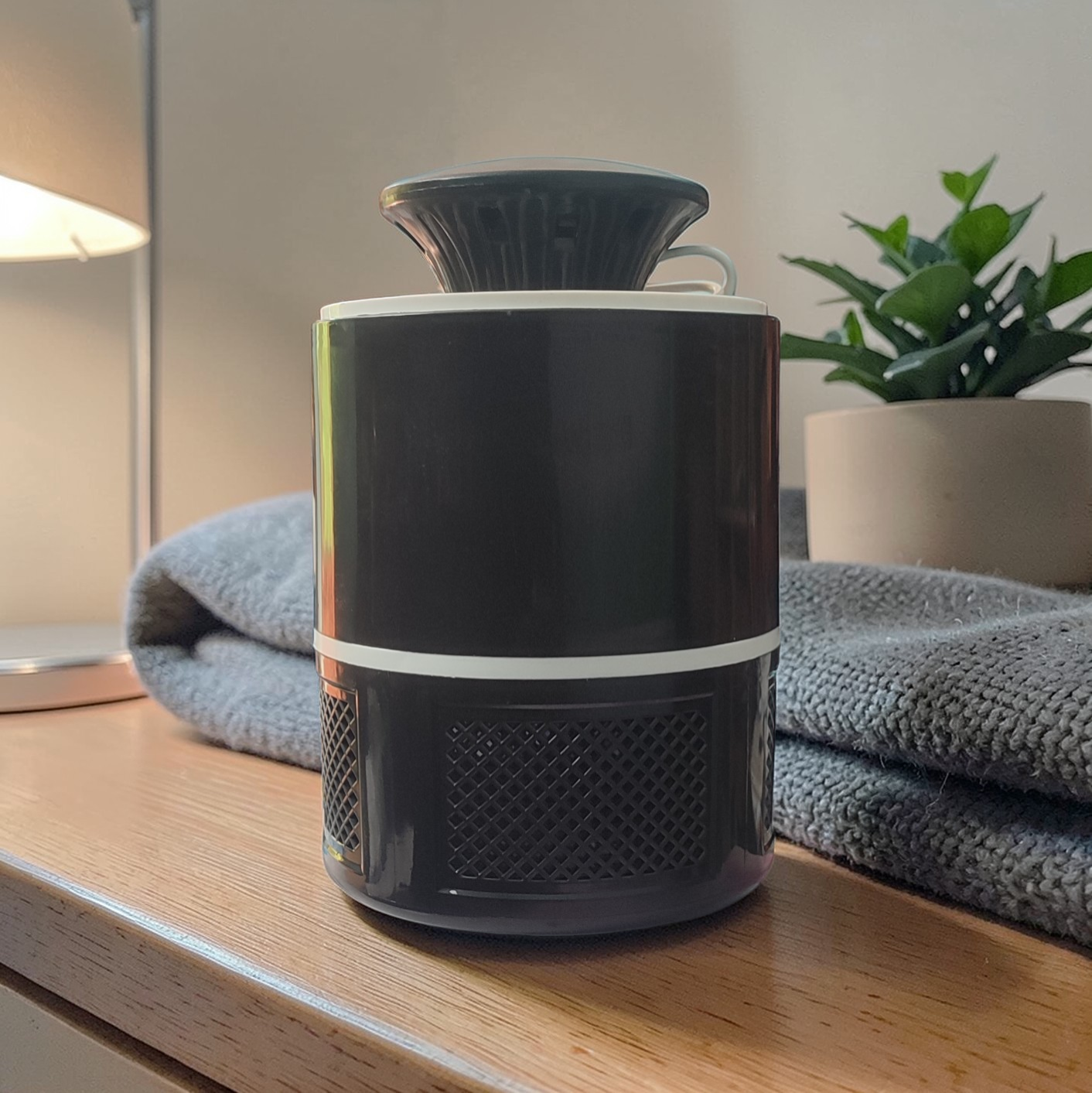 Portable Mosquito Killing Lamp – স্মার্ট, স্টাইলিশ ও সম্পূর্ণ মশামুক্ত সমাধান 🦟✨ - Image 6